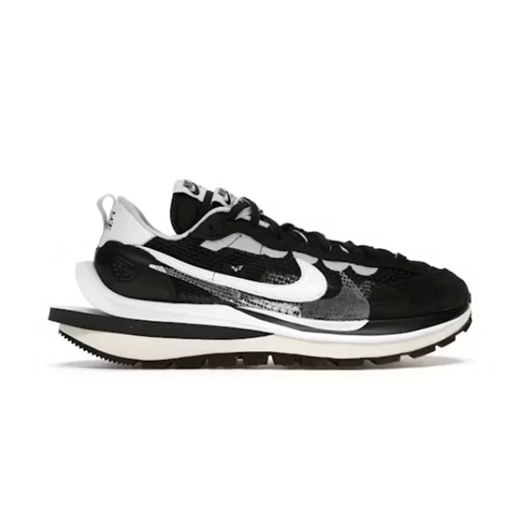 PK Vaporwaffle sacai Black White Casual sneakers