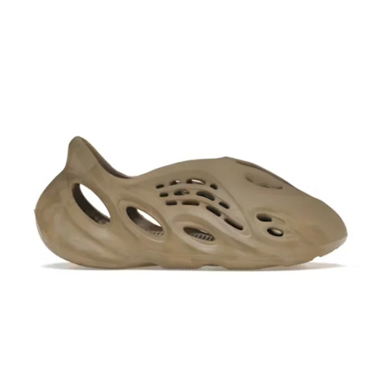 Y**zy Foam RNNR Stone Sage