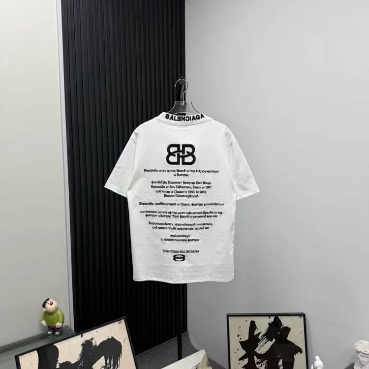 Balenciaga light luxury embroidered short-sleeved T-shirt for men and women, half-sleeved tops image 2