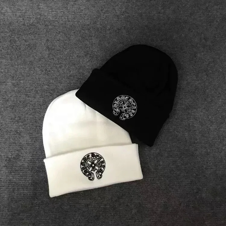 The maker's new Croix heart hat knitted beanie woolen hat cold hat for men and women same style couple style
