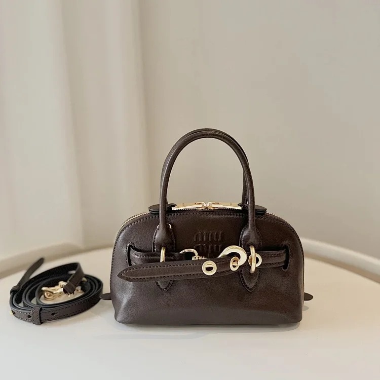miumiu handbag shoulder bag crossbody bag women's bag shell bag image 2