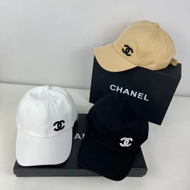 Chanel peaked hat can be worn by men and women, Xiaoxiangjia light luxury double C hat CHANEL hat