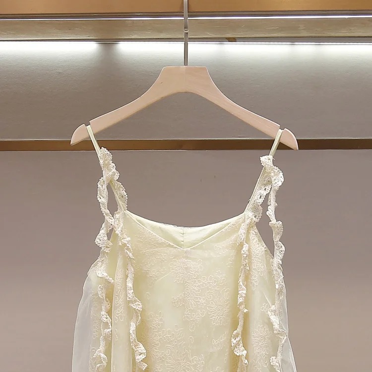 Summer new romantic French elegant lace splicing backless suspender dress image 4