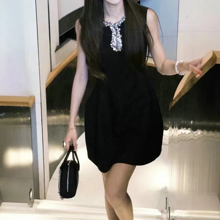Solid Color Sleeveless Dress Women's Summer New Fashionable Lady Heavy Industry Neck Design Waist Slimming A-Line Skirt