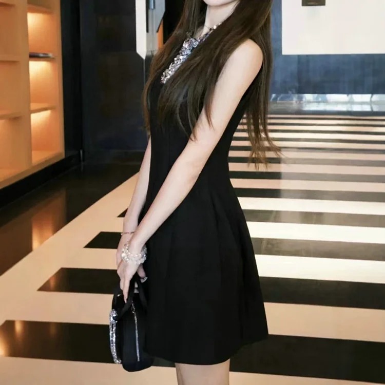 Solid Color Sleeveless Dress Women's Summer New Fashionable Lady Heavy Industry Neck Design Waist Slimming A-Line Skirt image 4
