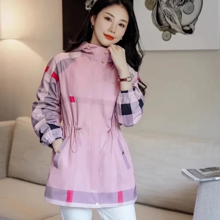 Burberry Burberry light luxury 2026 spring new women's high-end British windbreaker hooded jacket image 3
