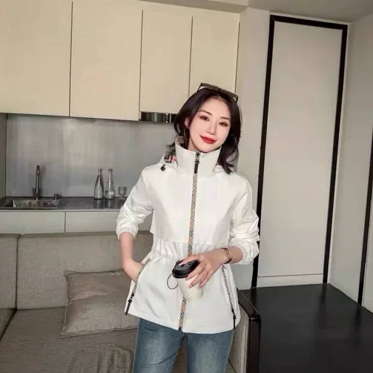 [Only pure original] Ready stockThe first choice for purchasing agentsThe highest version Burberry Light Luxury Authentic 2026 Spring New Women's High-end British Windbreaker Jacket Slim Tem image 3