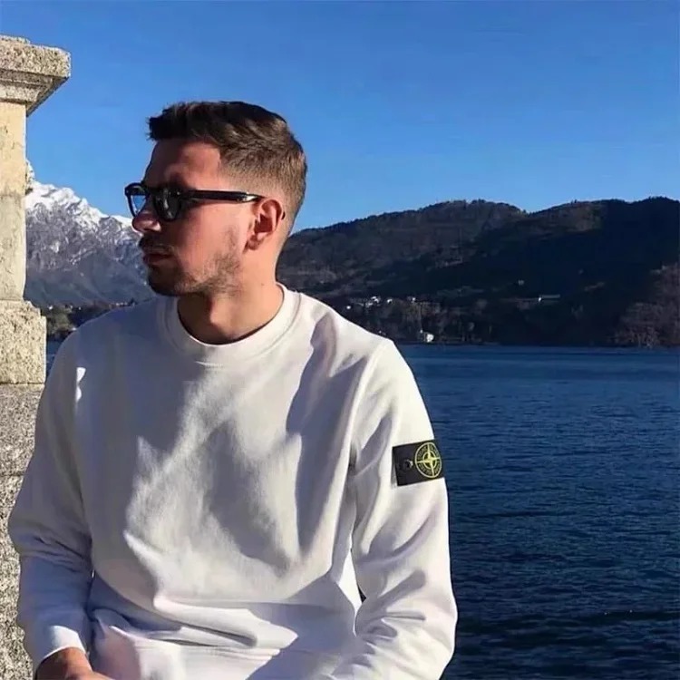 Round neck pullover long sleeve sweatshirt, same style for men and women image 9