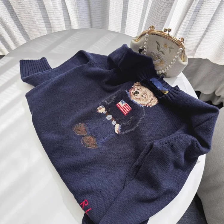 Bear's new autumn and winter pure cotton heavy embroidery cartoon round neck knitted sweater image 4
