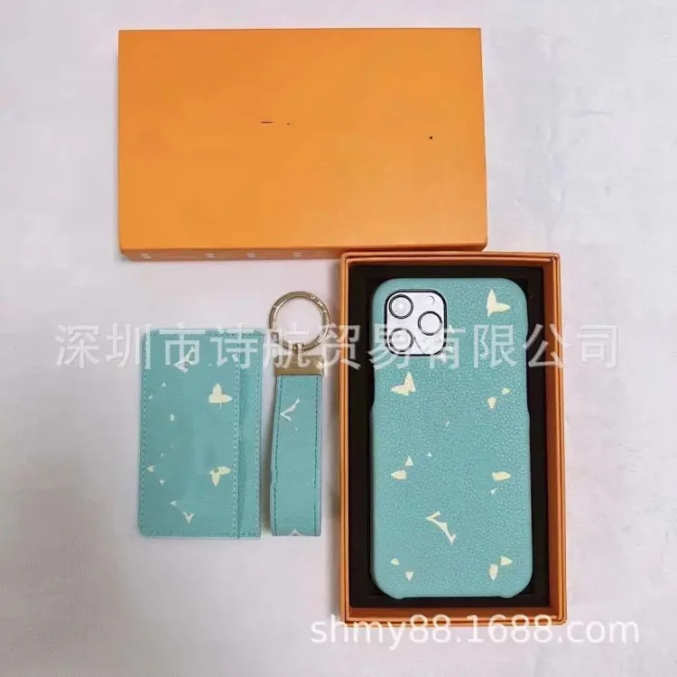 Suitable for ihone17promax mobile phone case, high-end keychain, one-piece ID card holder, three-piece set image 3