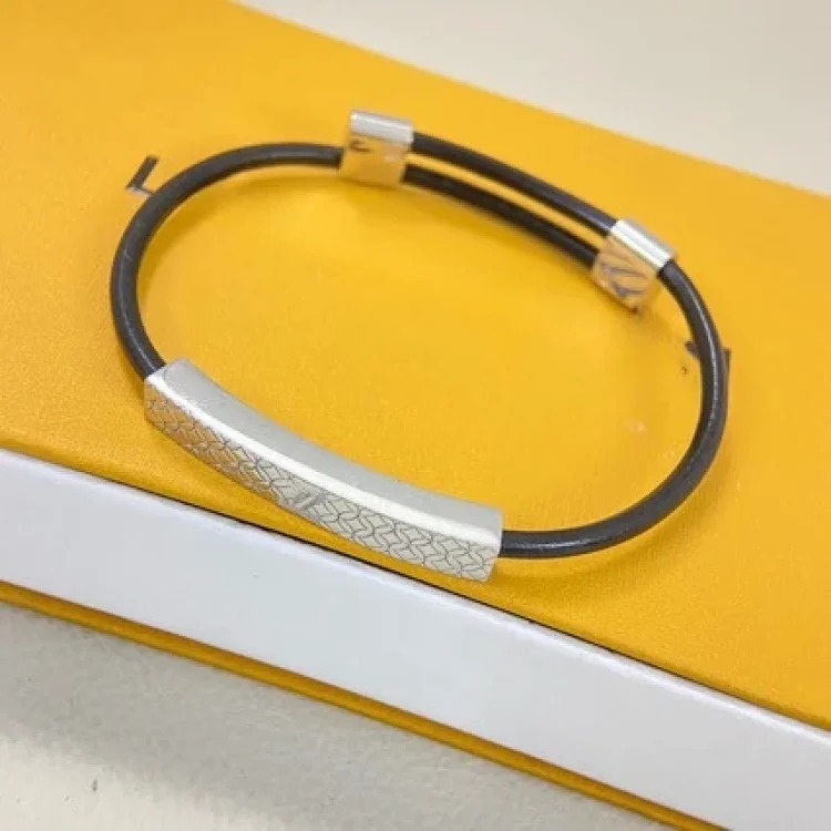 Classic European and American retro printed belt bracelet chain high quality men's leather rope presbyopia bracelet factory direct sale image 4