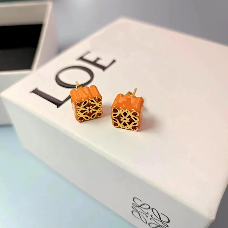 Luo's French tassel multi-color enamel mooncake earrings light luxury palace retro versatile ins women's earrings image 4