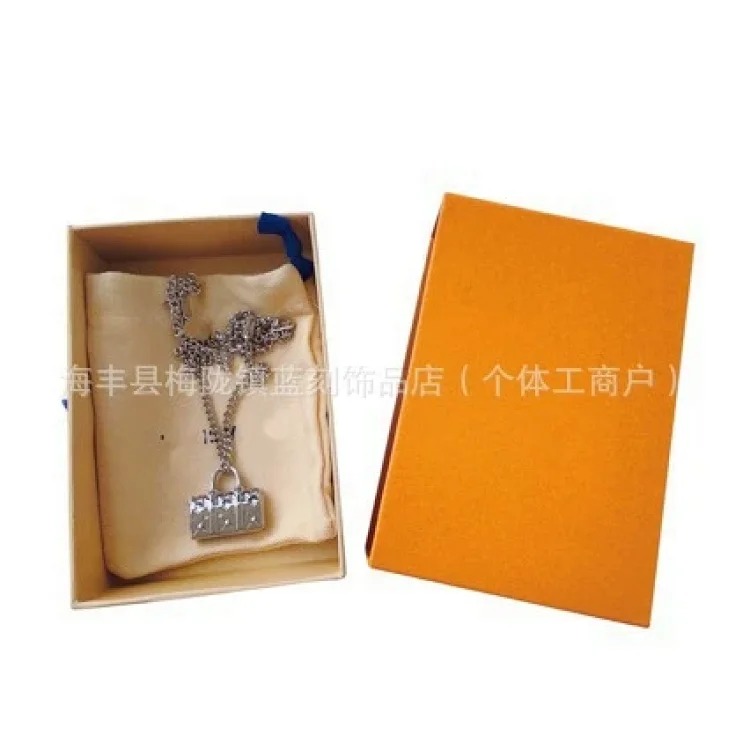 Xinruan Cross-border Pizza Color Diamond Pendant Necklace Adjustable Stainless Steel Clavicle Chain Bag Ring Necklace image 4