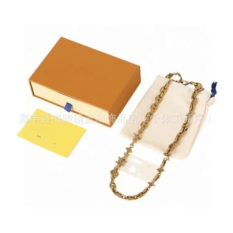 New pig-nosed letter necklace, light luxury and high-end, cross-border hot-selling Amazon best-selling bracelet for men and women image 4