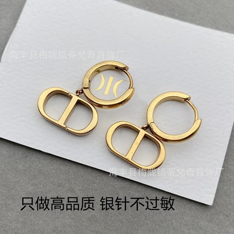 Dijia/Djia CD letter earrings pig nose 925 silver needle female European and American retro sweet material earrings earrings