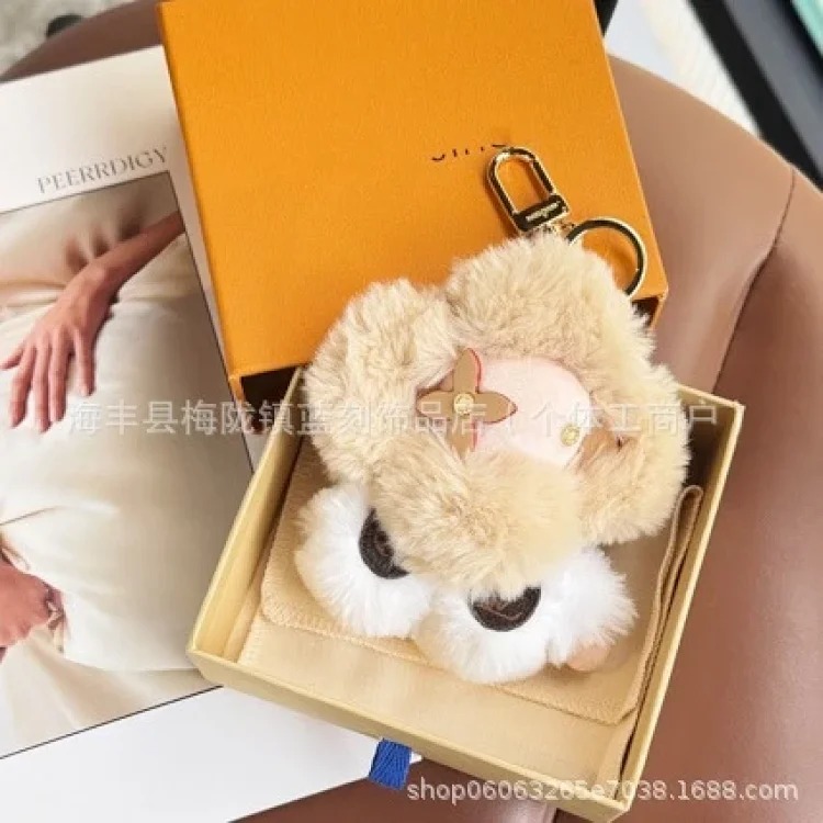 The new cute sunflower Vivian cartoon keychain matches the bag with cute healing plush pendants image 2
