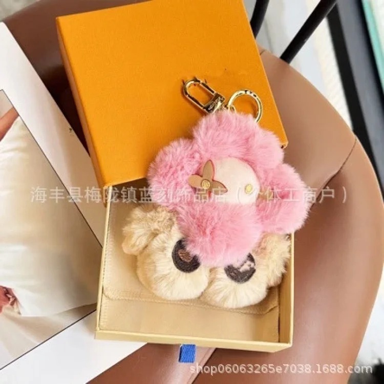 The new cute sunflower Vivian cartoon keychain matches the bag with cute healing plush pendants image 3