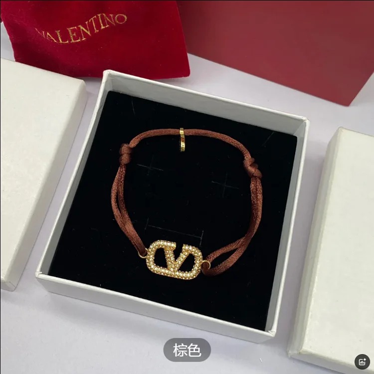 New letter bracelet multi-color versatile V letter temperament brass simple style bracelet image 7