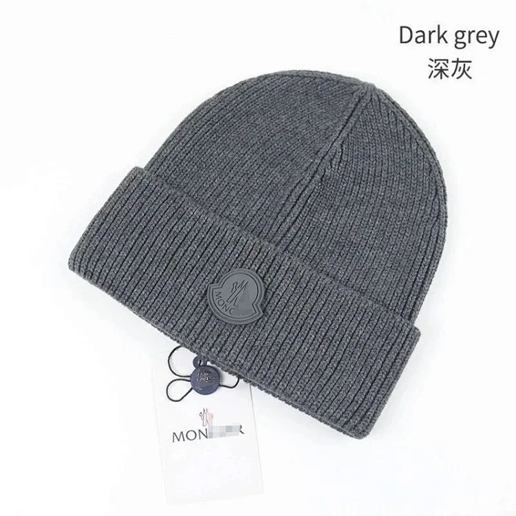 Outdoor knitted hat image 3