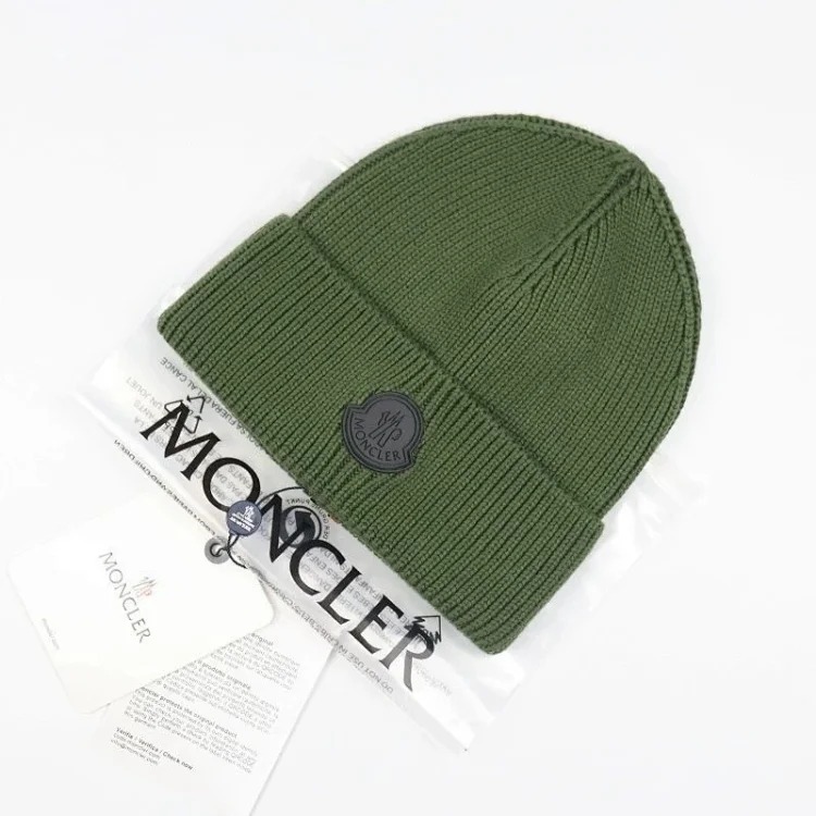 Outdoor knitted hat image 5