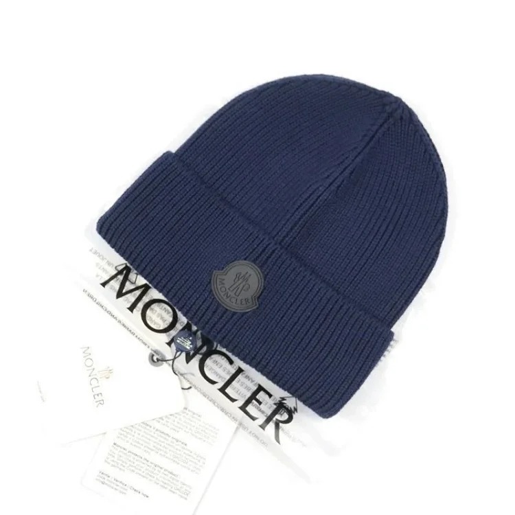Outdoor knitted hat image 6