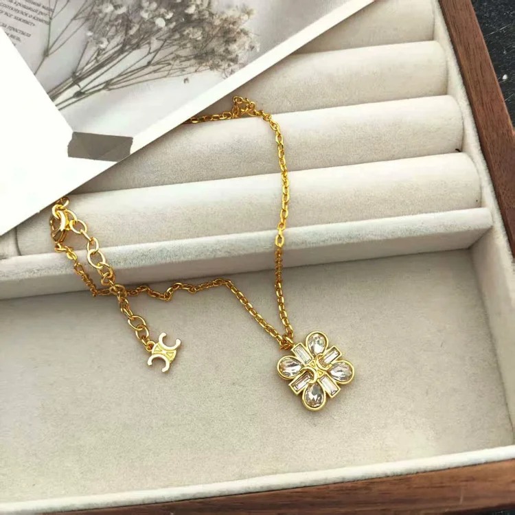 Arc de Triomphe medieval jewelry rhinestone four-leaf clover earrings niche design rhinestone necklace simple temperament earrings image 3