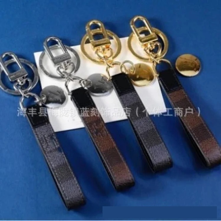 Wholesale car keychain leather plaid leather creative pendant leather rope accessories home multi-functional pendant